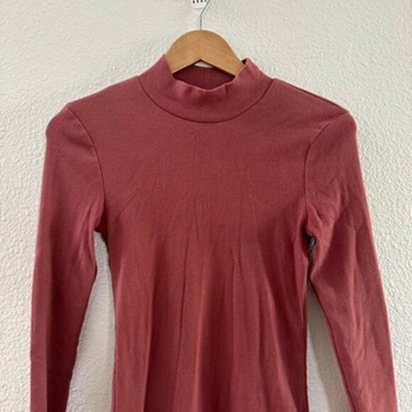 Abercombie & Fitch Long Sleeve Turtleneck Mini Dress Size Medium - Picture 2 of 4